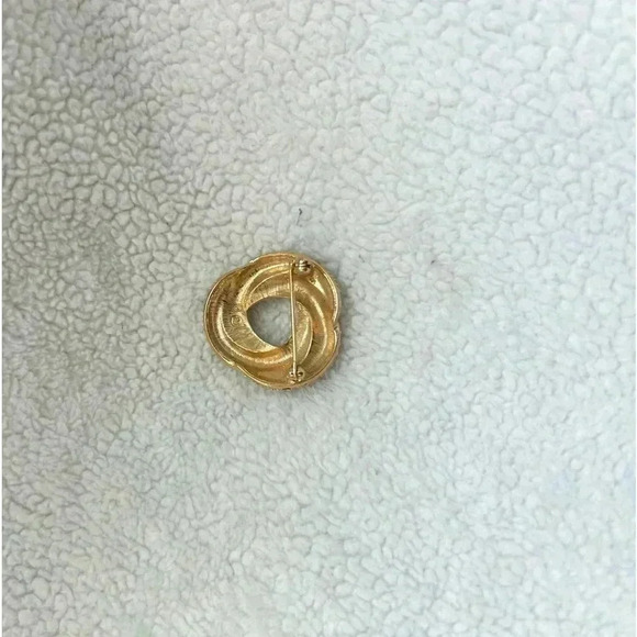 Vintage Swarovski Love Knot Brooch - Picture 2 of 2